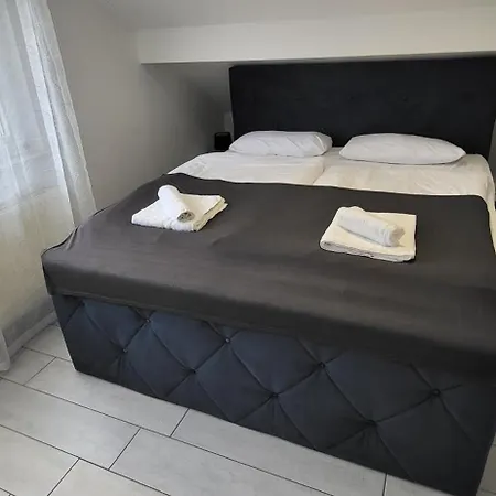 Apartment Netflix Waschtrockner 4 Gaeste Waiblingen Stuttgart Glorystay Apartman *