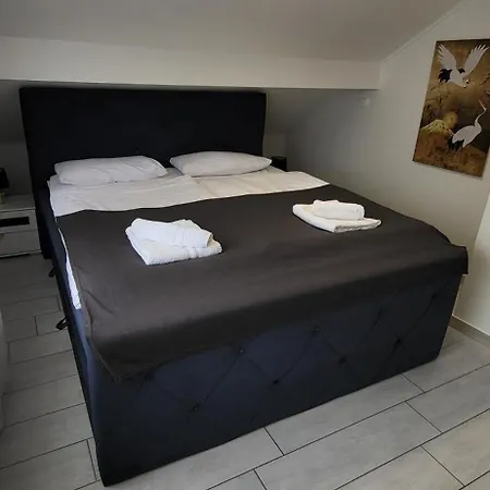 Apartment Netflix Waschtrockner 4 Gaeste Waiblingen Stuttgart Glorystay Apartman *
