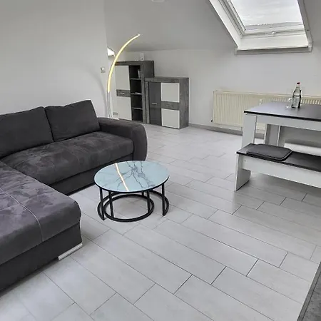 Apartamento Stylisches 2 Apartment, Naehe Stuttgart, Netflix, Waschtrockner & Self Checkin *
