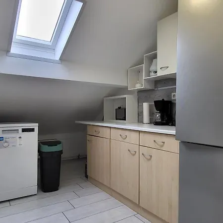 Stylisches 2 Apartment, Naehe Stuttgart, Netflix, Waschtrockner & Self Checkin *