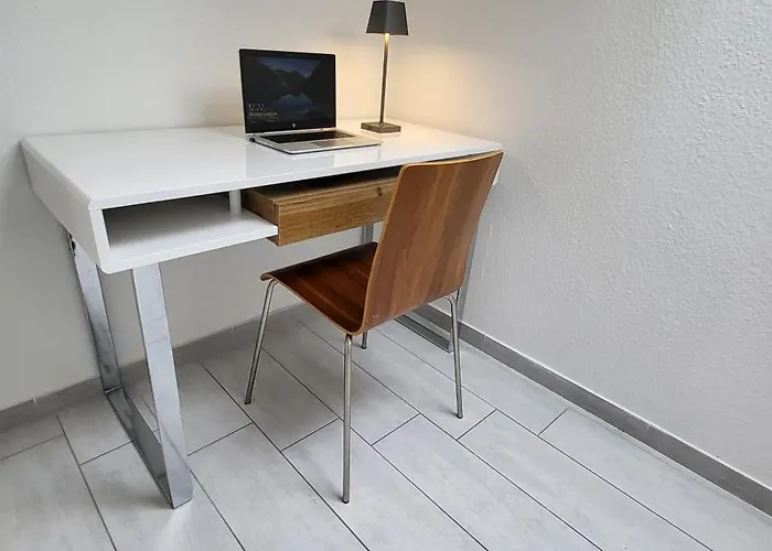 Mhq Stylisches 2 Bei Stuttgart Kernen